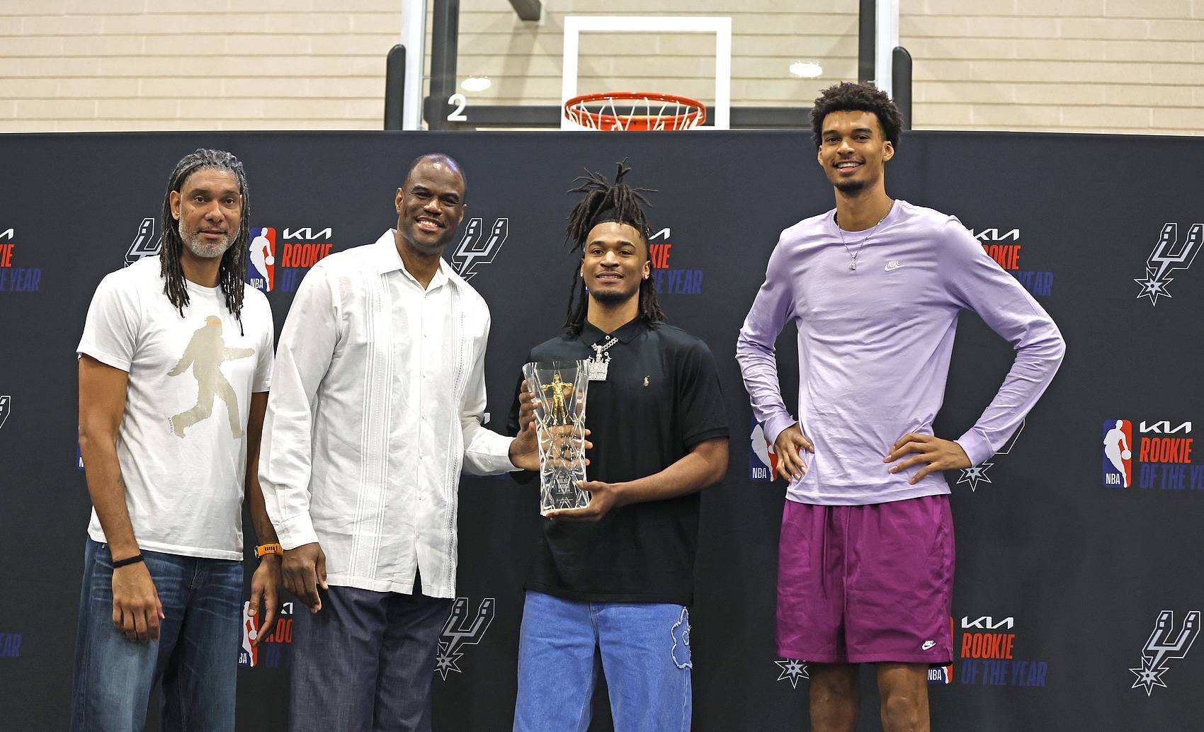 影响深远:联盟中最具商业价值的球员盘点的简单介绍 影响深远:联盟中最具商业价值的球员盘点的简单介绍