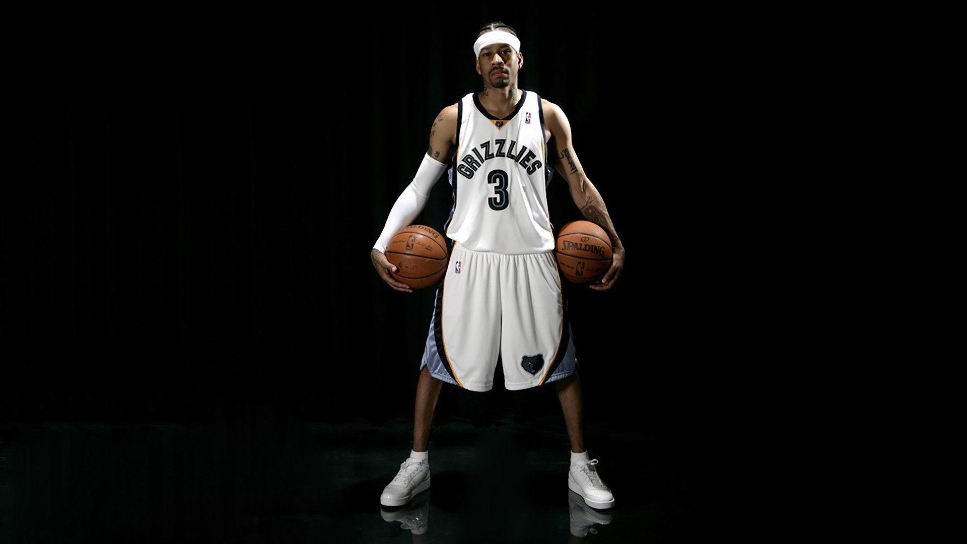 中国女篮攻防两端表现均衡,篮球中国女篮